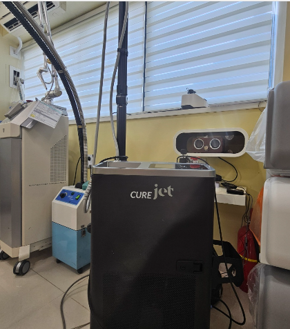 Curejet Needle-free injector