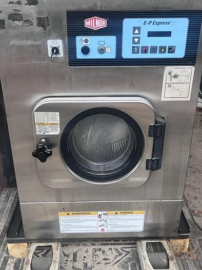 Milnor MWR16X5 Washer