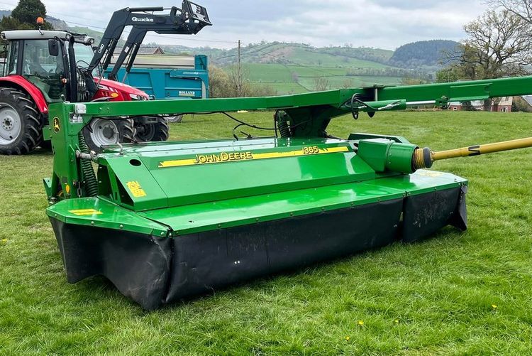 John Deere 1365 Trailed Mower