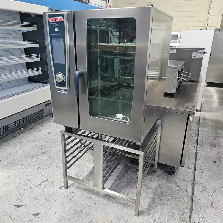 Rational SCC WE 101G 10 TRAY GAS COMBI OVEN