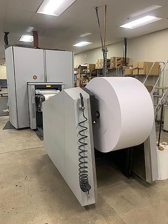 Xeikon 8800 with Jumbo Unwinder 12.6" to 20.2"