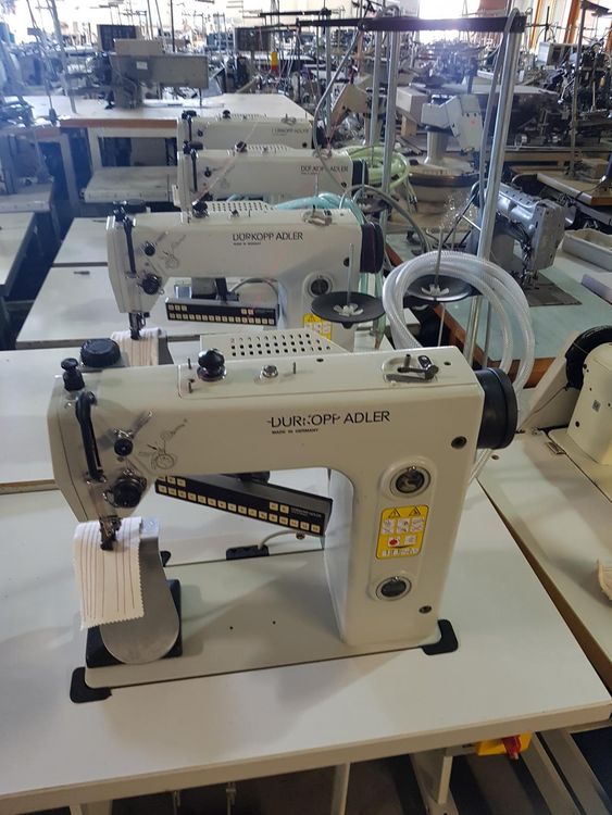 Duerkopp adler 550-16-23 configured sewing station