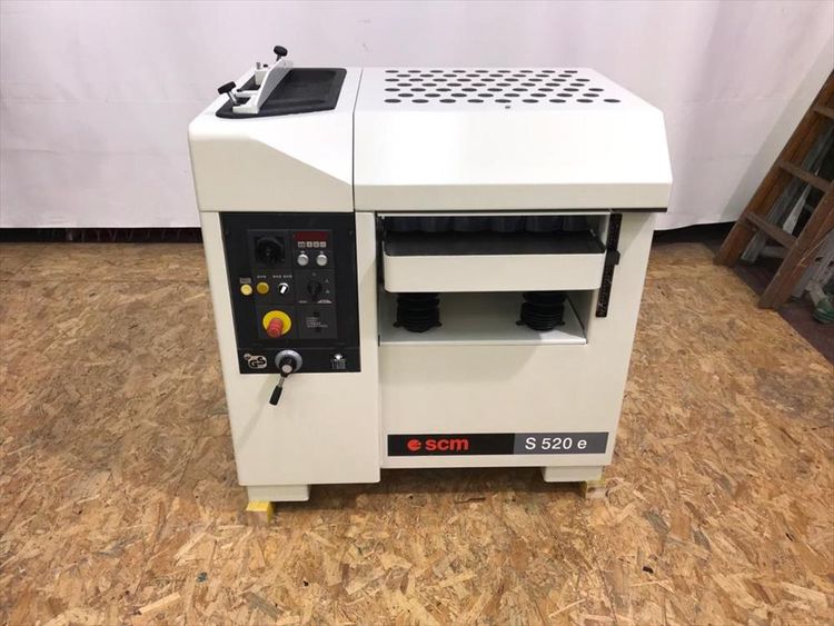 SCM S520E