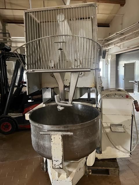 TBM T300ETT dough mixer