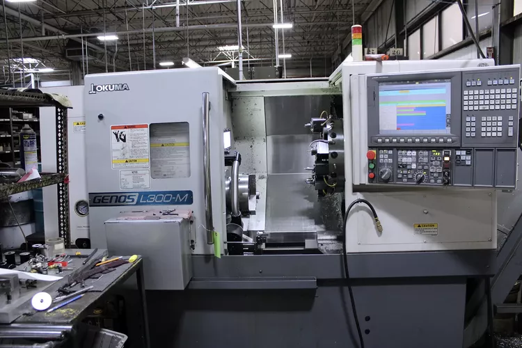 Okuma OSP control 3000 RPM GENOS L300M 2 Axis