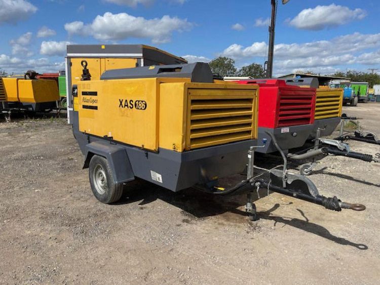 Atlas Copco XAS 186 396 cfm @ 7 bar with a max 8.6 bar