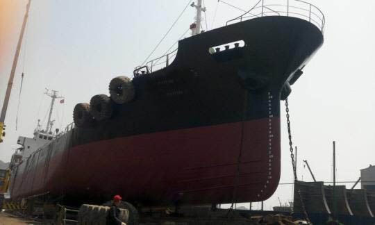 Hakata PRODUCT OIL TANKER  (DOUBLE HULL/BOUBLE BOTTOM) ABT 2100 DWT