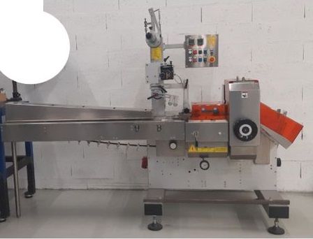 Delfin Flowpack packaging machine