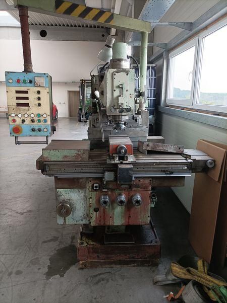 TOS FGS 32/40 Vertical Mill 1800rpm-1
