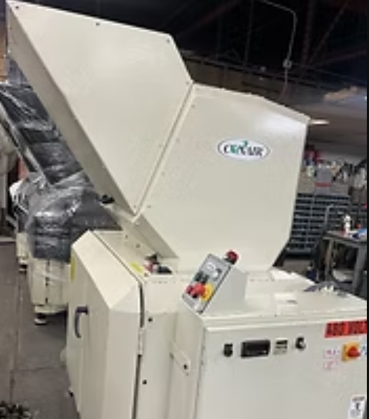 Conair CGW-142 granulator