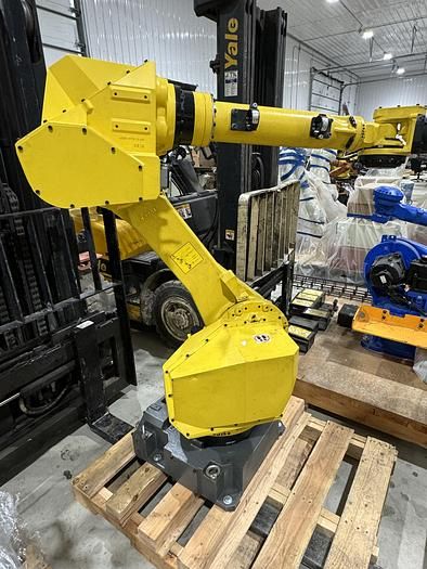 Fanuc M-710iC/50 6 AXIS ROBOT WITH R-30iB CONTROLLER 6 Axis 50kg