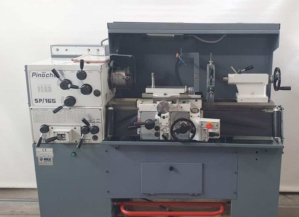 Pinacho Engine Lathe 2000 rpm SP165