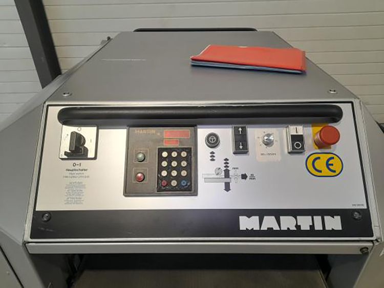 Martin T44