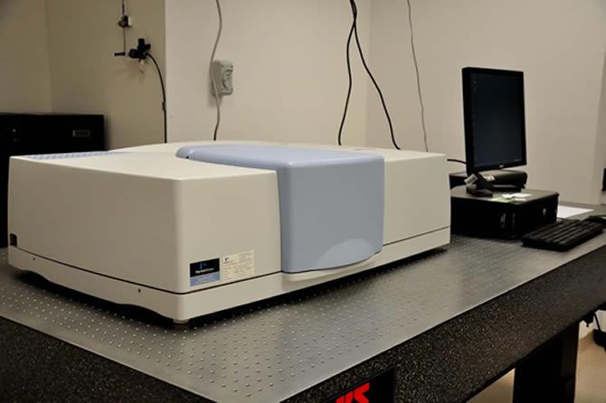 Perkin Elmer PE Lambda-850 Research-Grade Uv-Vis Spectrophotometer