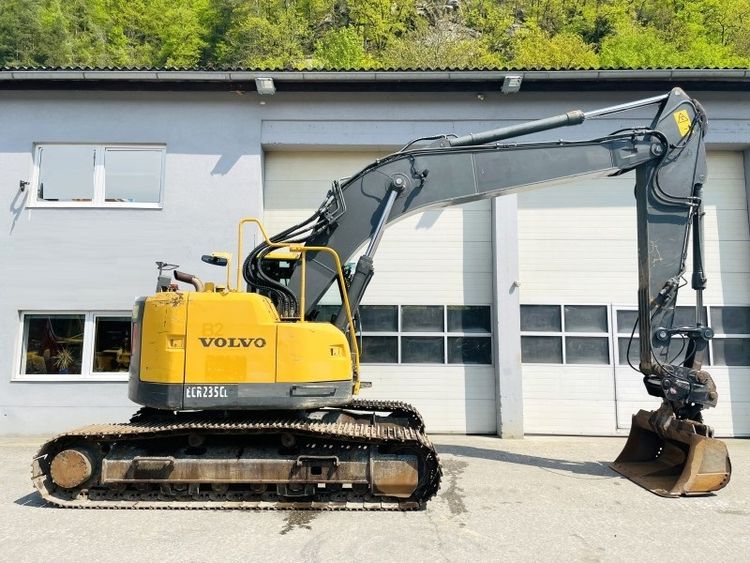 Volvo ECR235CL Tracked Excavator
