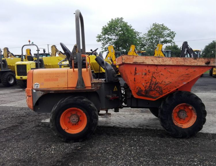 Ausa D 600 AP Dumper