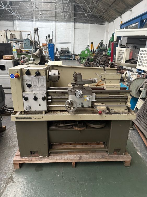 Harrison Engine Lathe 2500 rpm M300