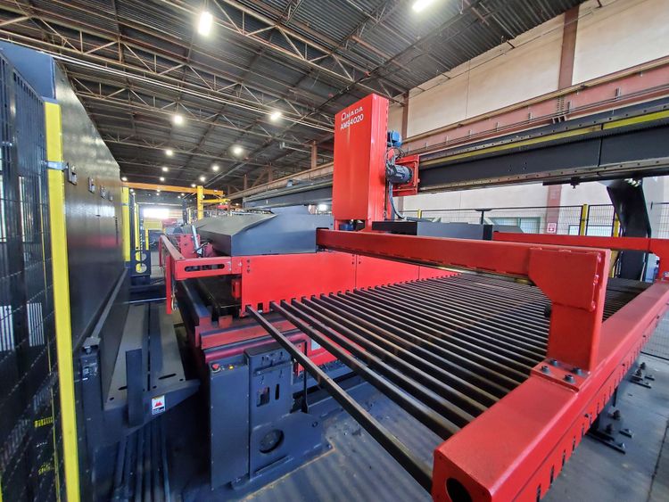 Amada AMS 4020 CNC Control