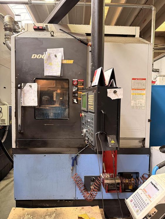 Doosan PUMA V 550 CNC: FANUC 21i-TB