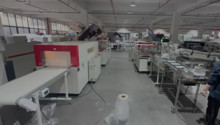 China 450 mm Consumer & Kitchen rolls packaging & bundling TR KTW 1,2,4,6 - complete line with shrink tunnel & conveyors