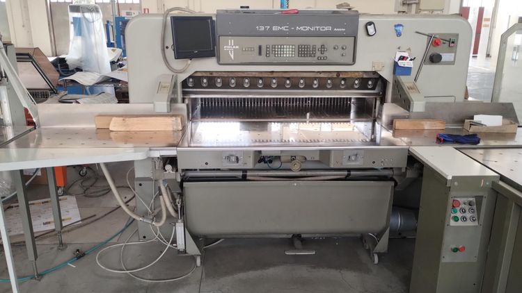 Polar 137 EM Mon Autotrim Line