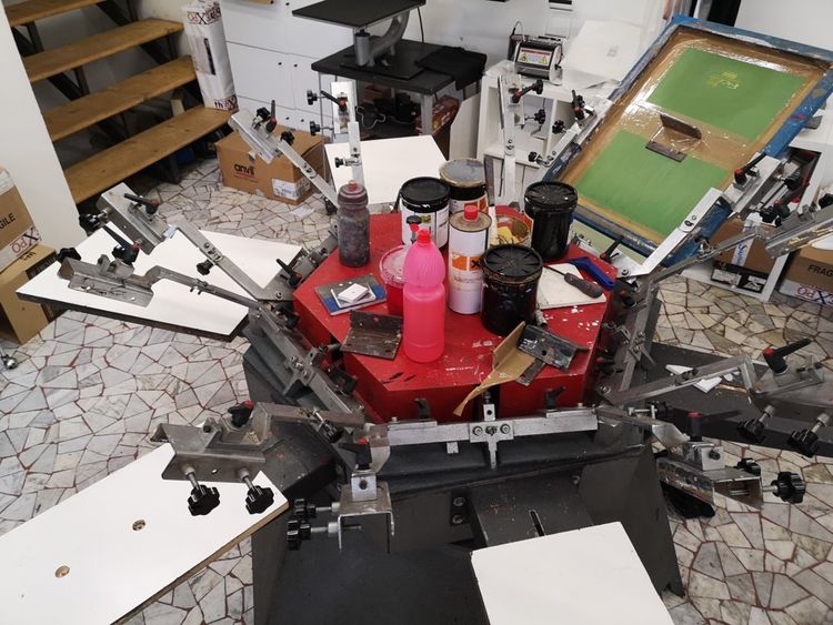 6 colors carousel machine