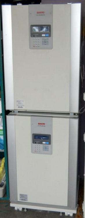 Sanyo MCO-19AIC Dual-Chamber CO2 Incubators