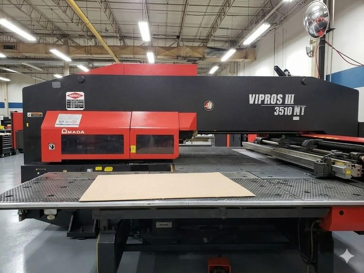 Amada VIPROS III 3510 30 ton