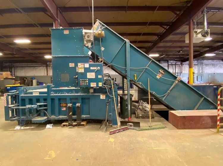 Nexgen Gemini-Xtreme Horizontal Baler