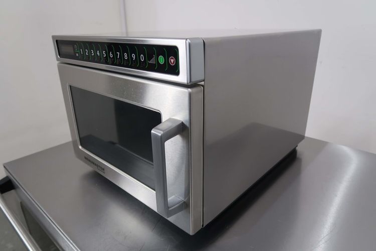 Menumaster DEC18E2 Microwave