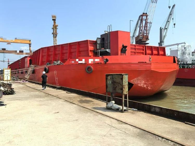 DECK BINWALL BARGE 300 x 90