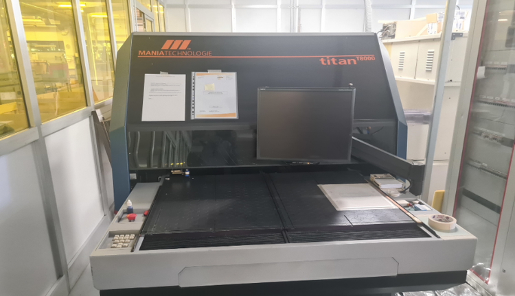 Mania Titan T8000