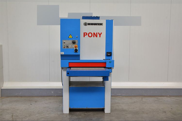 Houfek PONY