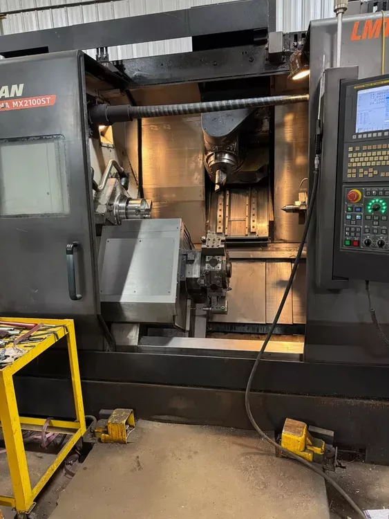 Doosan Fanuc Series 31i Model A Control 5,000 RPM PUMA MX2100ST 2 Axis