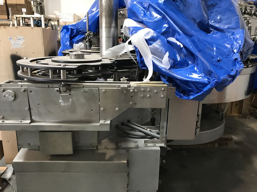 BevCorp Crown UniBlend 4512 , 12Valve Rotary Bottle Filler