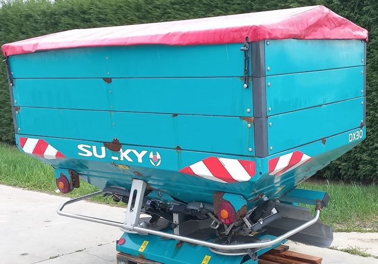 Sulky DX 30 WPB Fertiliser spreader