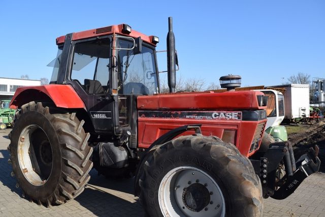 Case 1455 XLA Tractor