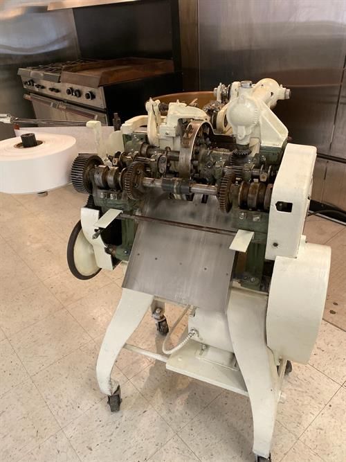 Package Machinery K Cut & Twist Wrapper