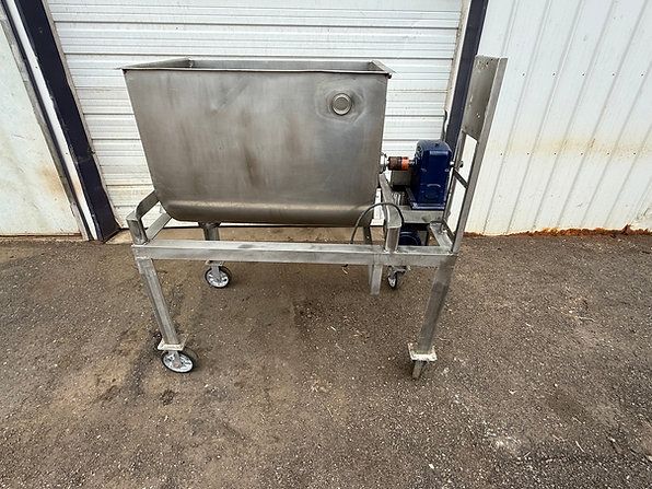 10 Cubic foot stainless steel mixer