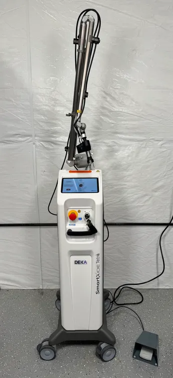 Cartessa, DEKA Smartxide Tetra CoolPeel Laser