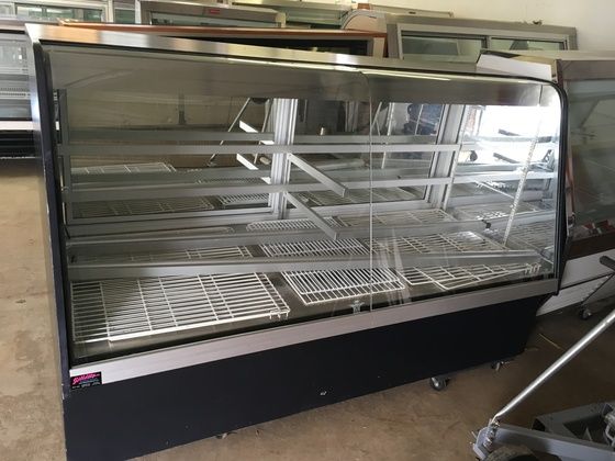 Others Dry/Non Refrigerated Bakery Display Case 78"