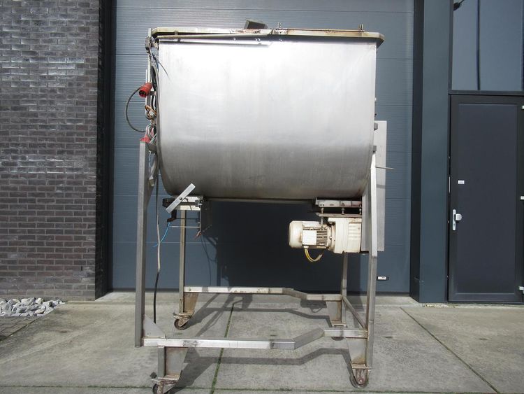 Single shaft Blender/mixer