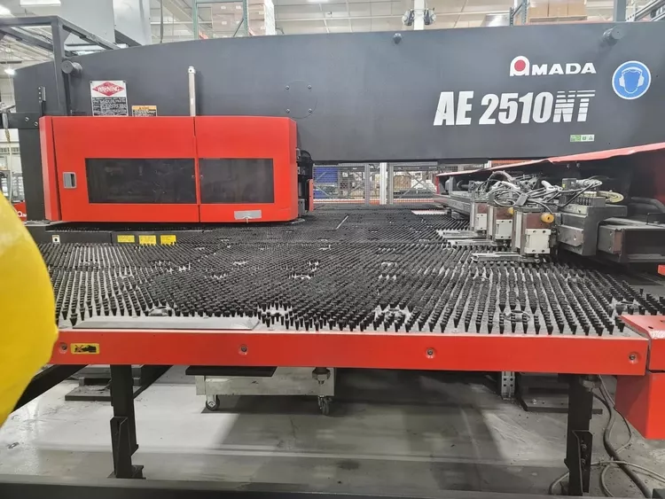 Amada AE-2510NT 20 T