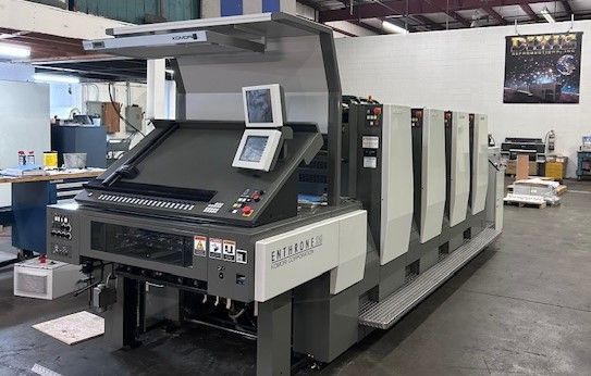 Komori Enthrone 429 20X29 (52X74)