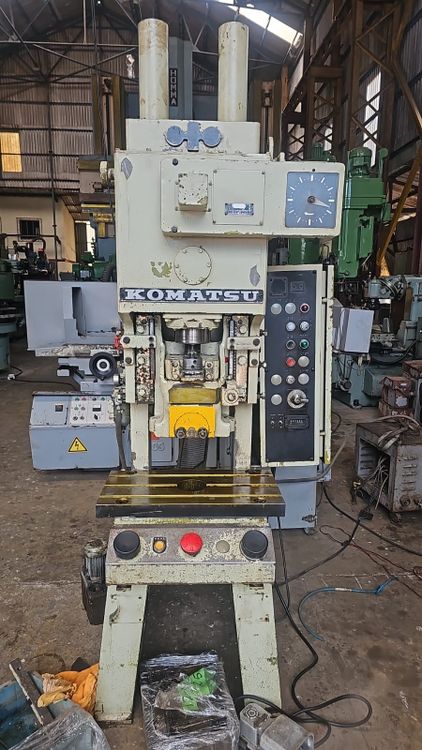 Komatsu OBS 25 B 25 ton