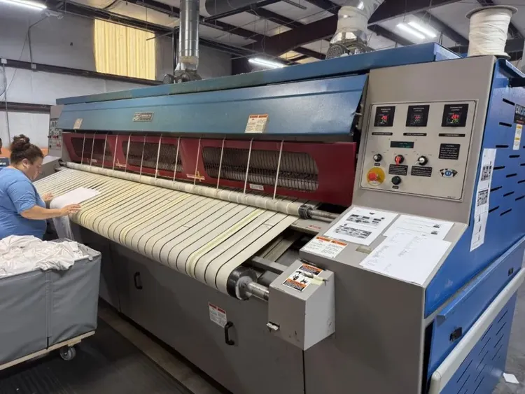 Chicago imperial 232-136 Ironer