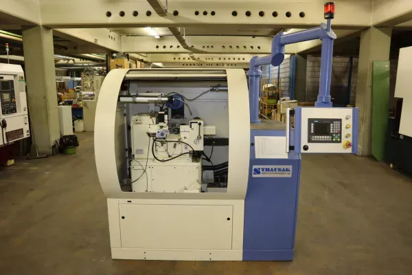 Strausak HS 35 EG 12000 rpm CNC GEAR CUTTING MACHINE