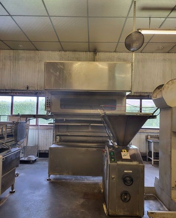 Complete automatic bakery unit