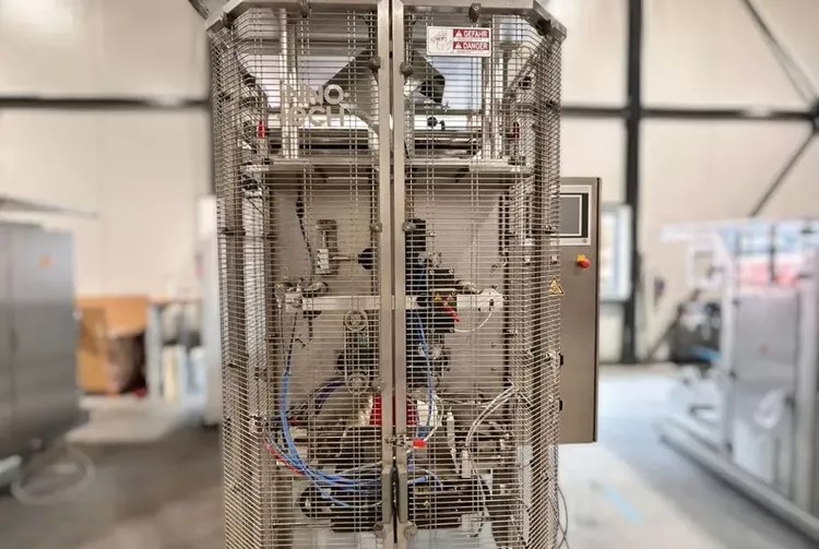 Innotech 3800 REVO, Vertical form-fill-seal machine