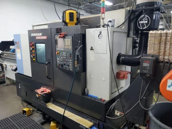 Doosan Fanuc 31i 5,000 RPM PUMA 2100SY 5 Axis